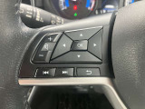 ステアリングスイッチでオーディオ操作が可能です。