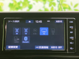 お気に入りの音楽を最高の音質で。多様なメディアに対応し、車内空間をより快適に演出します。長距離ドライブも飽きさせません。
