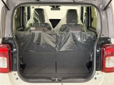 荷室はシートアレンジを行うことで広い荷室にすることが可能です 様々なシーンで活躍できますね