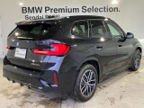 BMW xDriveの魅力は、走行状況と路面状況の変化をリアルタイムに把握し、4輪のトラクションを絶えず最大限に保つことで、どんなコンディションにおいても揺るぎない走りを実現させてくれます。