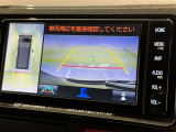 バックモニター付なので後退時に後方が見えるので安心。 車は構造上、死角がたくさんなので万が一を考えると必須ですね。 あくまで補助の為の装備、バックは目視で確認する事が重要ですよ。