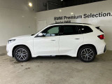 BMW xDriveの魅力は、走行状況と路面状況の変化をリアルタイムに把握し、4輪のトラクションを絶えず最大限に保つことで、どんなコンディションにおいても揺るぎない走りを実現させてくれます。