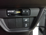 ETC2.0付。高速道路の料金所はキャッシュレスで通過です。サービスエリア等にあるスマートインターの出入りも利用可能でとっても便利。ご納車後すぐにお使い頂けるようセットアップしてのお渡しとなります。