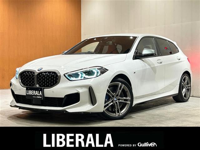 1シリーズ M135i xドライブ 4WD 4WD 本革シート