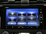 【純正ナビゲーション】使いやすいナビ操作にオーディオ機能も充実!Bluetooth接続で運転中のハンズフリー電話や好みの音楽を車内に流す事が出来ます。ラインナップや車種に応じて豊富な機能が使用可能♪