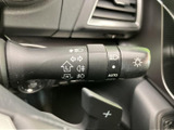 操作しやすいウインカーレバーは、安全な車線変更をサポートします。直感的に操作でき、スムーズな運転をアシストします。
