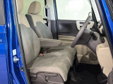 室内や視界もとても広いため運転しやすいですよ。ぜひご来店の際はお掛け下さい。