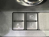 【トヨタセーフティセンス】走行中に前方の車両等を認識し、衝突しそうな時は警報とブレーキで衝突回避と被害軽減をアシスト。より安全にドライブをお楽しみいただけます。