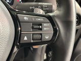 クルーズコントロールを装備しています。高速道路などで一定の速度で走ってくれるので運転が楽ですよ!速度を設定できますので、スピードの出しすぎにも注意できます。