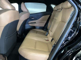 ゆとりある広々とした車内空間は、ドライブを始め買い物やレジャーなど、幅広く活躍します。一人でもみんなとでもお出かけを楽しみましょう!