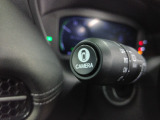 【全周囲カメラシステム】運転席から見えにくい後方などをナビ画面で確認でき運転を支援するシステムです。