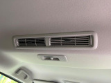 【サーキュレーター】エアコンの風を後部座席まで届けてくれ、広い車内空間でも素早く快適な温度になります♪真夏や真冬に便利な機能です。