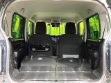 普段のお買い物や通勤、送迎等に十分な荷室スペースを確保しております。セカンドシートを倒すと、大きな荷物の積載も可能です♪