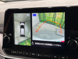 【アラウンドビューモニター】専用のカメラにより、上から見下ろしたような視点で360度クルマの周囲を確認することができます☆死角部分も確認しやすく、狭い場所での切り返しや駐車もスムーズに行えます。