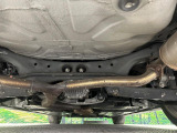 【本州仕入れ】のお車ですので、エンジンルームや下回りのサビも比較的少なく、お車を長く乗りたい方にぴったりの1台となっております♪
