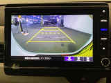 リアカメラ装備、運転に自信のない方でも安心して車庫入れができるリバース連動リアカメラが装着されています。狭い駐車場はもちろん、雨の日や夜間でもストレスなく運転していただけます。