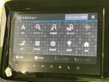 高機能なナビ・オーディオシステムで、快適なドライブをサポート。使いやすいインターフェースで、スムーズな操作が可能です。
