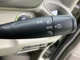 操作しやすいウインカーレバーは、安全な車線変更をサポートします。直感的な操作感で、運転に集中できます。日常の運転をより快適に。