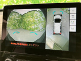 後方視界が広がるモニターで、駐車や車庫入れがより安全になります。狭い場所でも安心して運転できます。