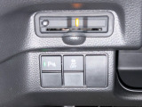 有料道路のレーン通過に便利なETC2.0車載器を装着しています。ご利用にはセットアップが必要となります。