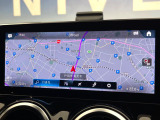 ●純正ナビ:一体感のある大画面ナビは、高級感ある車内を演出してくれます。オーディオ機能の充実だけでなく、視認性にも優れたナビ画面は見やすくストレスのないドライブをサポートしてくれます♪