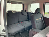 とても役に立つ広々3列目シート。普段は畳んでおいて荷物スペースにしても良いですね!
