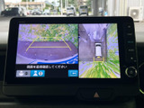 バックカメラの映像で、狭い場所でも安心の駐車をサポート。ガイドライン表示で、距離感が掴みやすく、運転に自信が持てます。