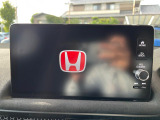 【メーカー純正ナビ】インテリアに溶け込むスタイリッシュな「専用設計」メーカーナビを装備♪視認性や操作性など基本性能にも優れ、より上質なカーライフをお楽しみいただけます。