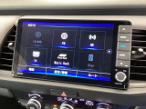 ナビ機能だけでなく、ミュージックサーバー、Bluetooth、フルセグテレビ、DVDとCD再生など、オーディオ機能がついています。