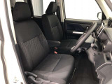 【運転席・助手席】です!実際お座りいただくのが分かりやすいと思いますので、ぜひお気軽にご来店ください♪状態もいいですよ☆