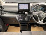 ◆◆◆運転席まわりはこのように機能的にまとまっています。