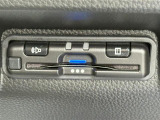 【ETC】有料道路を利用する際に料金所で停止することなく通過できる、ETC車載器(ノンストップ自動料金収受システム機器)が装備されています。セットアップを行うことで利用可能になります。