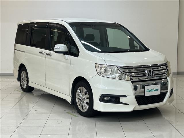 ステップワゴン 2.0 スパーダ Z HDDナビ エディション 4WD 4WD 修復歴無し