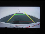 バックガイドモニターで、後方を確認しながら安心して駐車することが出来ます。運転初心者も熟練者も必須の機能ですよ!