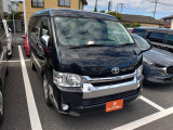 低価格で良質なお車を全社総台数2,000台以上の在庫からお選びいただけます。営業時間 10:00〜19:00