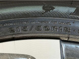 タイヤサイズは【215/50R18】