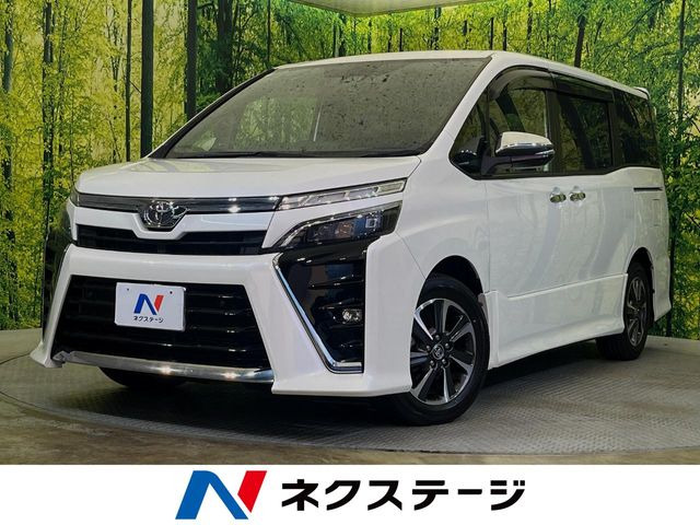 トヨタ ヴォクシー 