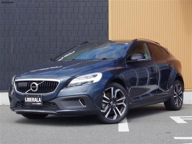 V40クロスカントリー D4 イナトモ セレクション ディーゼル 本革シート 修復歴無し
