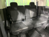3列目シートはもちろん状態良好☆大人でもゆったりと座って頂けますので、大人数でのお出かけもラクラクです♪ご家族で、気の知れた仲間で、ドライブに行くのが楽しみですね♪