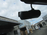 もし事故を起こしてしまったら・・運転中の映像と音を記録するドライブレコーダーです!万が一の備えに☆ドライブの思い出に☆