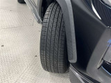 タイヤサイズは235/55R19!残り溝は5ミリ程度です!