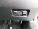 ETC車載器が付いています。ここも、あそこも、、最近はスマートインターチェンジも増えてきましたよね!最初から付いているので、お買い得^^
