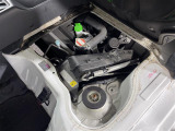 【エンジンルーム】エンジンの調子は良好です!ご納車前にはしっかりとオイル交換・その他油種類の点検補充をさせて頂きます。また、ガリバーでは修復歴のある車は販売いたしません。