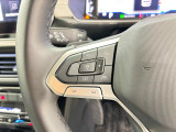 Travel Assist。設定した速度を上限に自動で加減速し、一定の車間距離,およ走行レーンを保つことでロングドライブの疲労を軽減します。