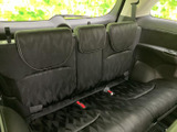 第三列シートも十分に広さを確保。多人数乗車時でも快適な空間を提供します。大人数での移動も安心です。