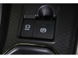 電動パーキングブレーキ搭載!スイッチ操作でパーキングブレーキを作動・解除できます。