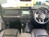 ラングラー アンリミテッド サハラ 4WD 