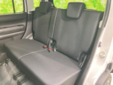 運転席からの視界は良好で、周囲の状況をしっかり把握できます。安全運転をサポートする空間です。