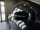 メルセデスの認定中古車「サーティファイドカー」には、最大100項目にも及ぶ点検・整備項目が設定されています>