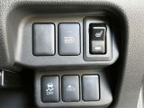 運転席シートヒーター付きです☆じんわりと温まるので、寒い冬にぴったりの装備になります♪